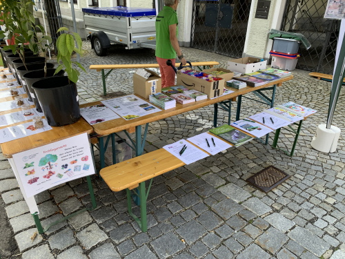 Die Preise und weiteres Infomaterial liegt bereit